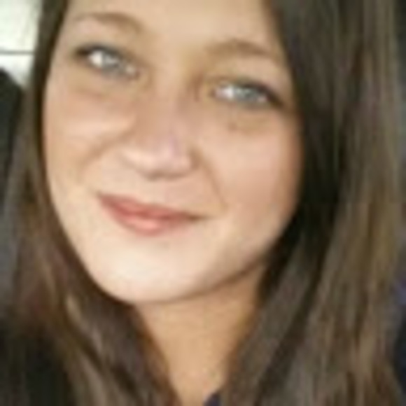 Meet your Posher, Erica - Picture 1 of 1